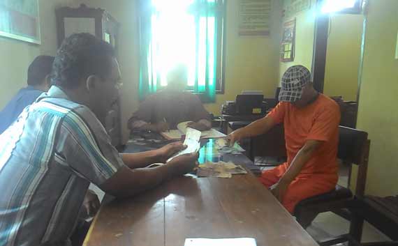 Diringkus, Pengecer Togel di Kediri Selipkan BB di Meteran Listrik