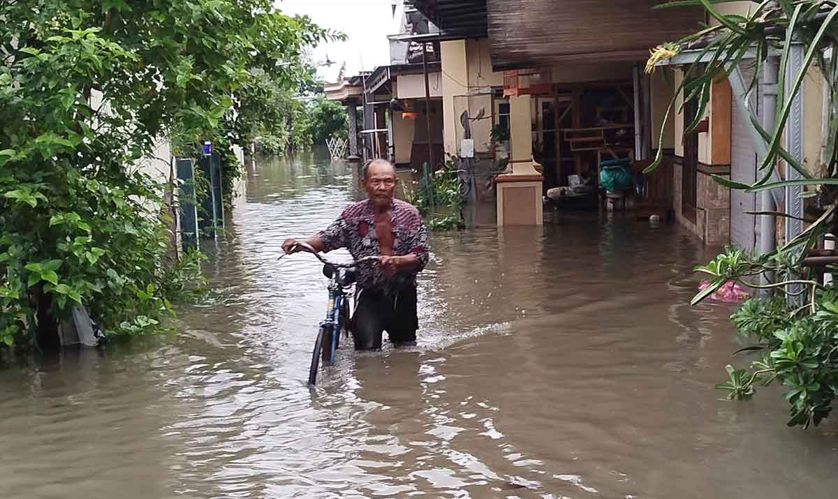 Banjir di Dusun Beluk, Desa Jombok, Kecamatan Kesamben, Jombang.