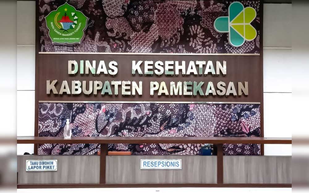 Kantor Dinas Kesehatan Kabupaten Pamekasan.