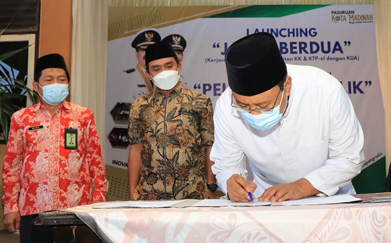 Wali Kota Pasuruan, Saifullah Yusuf saat melaunching layanan 