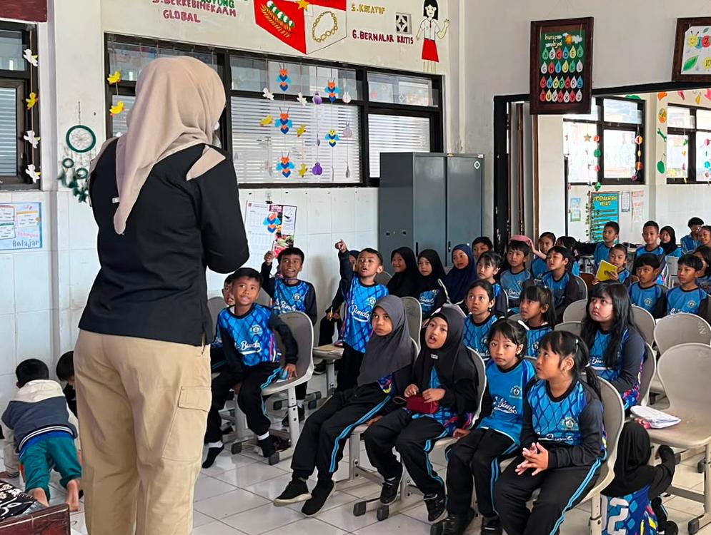 Edukasi bahaya narkoba Polres Batu yang digelar di SDN 2 Bumiaji