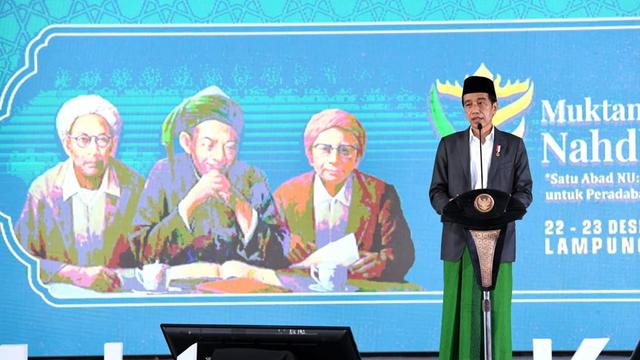 Presiden Joko Widodo saat membuka Muktamar ke-34 NU di Pondok Pesantren Darussa
