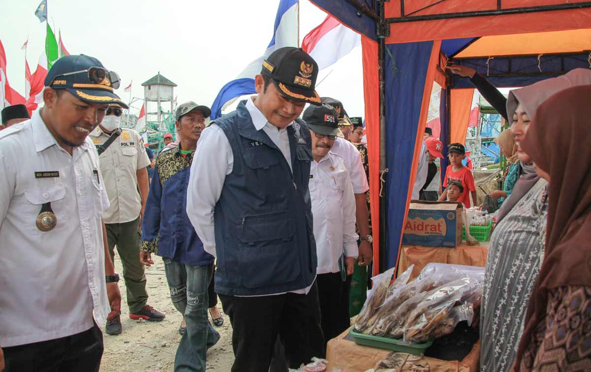 Wujud Syukur Rezeki Melimpah, Nelayan Brondong Lamongan Gelar Tradisi Petik Laut