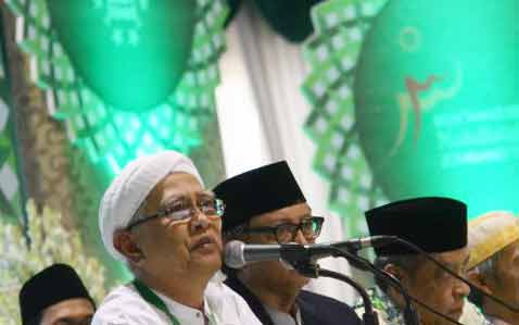 Gus Mus saat menyatakan jika pemilihan Rais Am dikembalikan ke AD/ART.