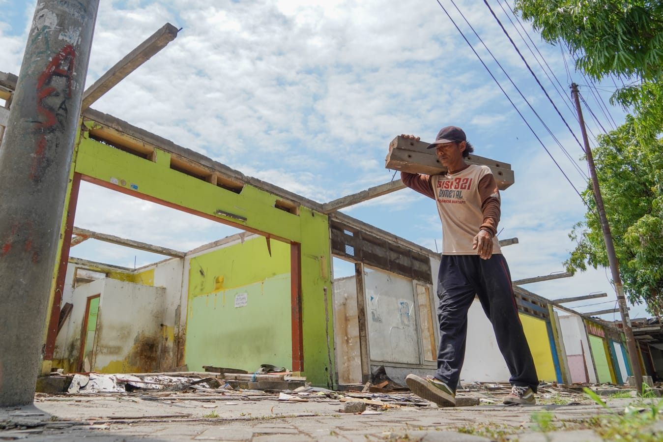 Usai Dibongkar, Revitalisasi Pasar Ngadiluwih Kediri Mulai Dikerjakan 2025