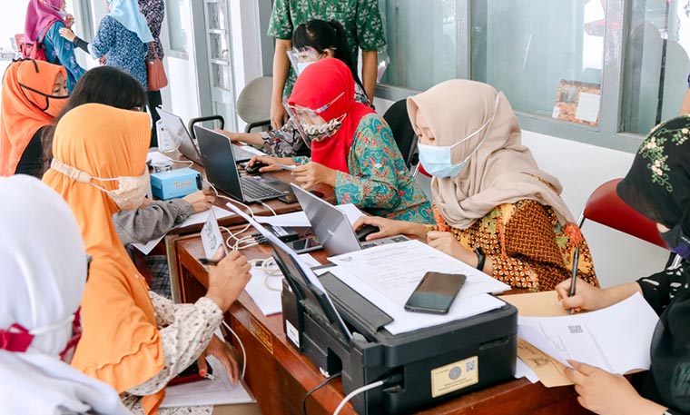Kegiatan fasilitasi pengurusan izin usaha diikuti 40 peserta, Kamis (26/11). (foto: ist.)