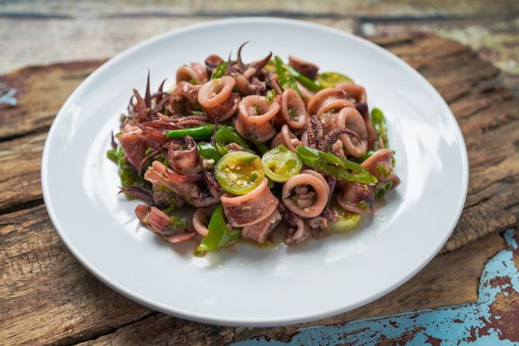 Resep Tumis Cumi Cabai Hijau, Cocok untuk Lauk Sahur