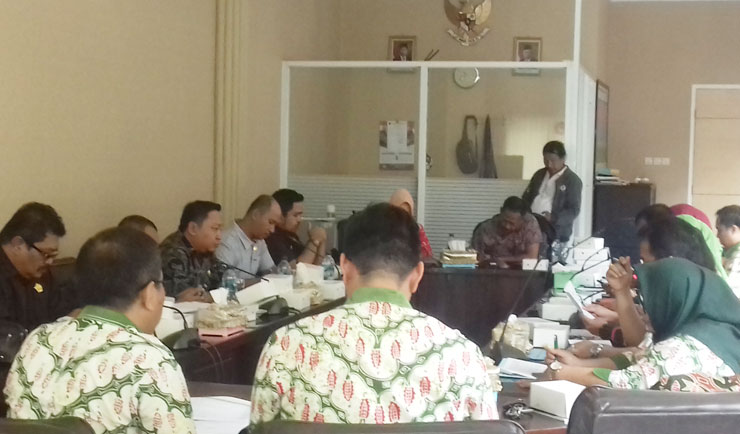 Suasana Rapat Dengar Pendapat (RDP) Komisi III DPRD Kota Probolinggo bersama DPUPR.