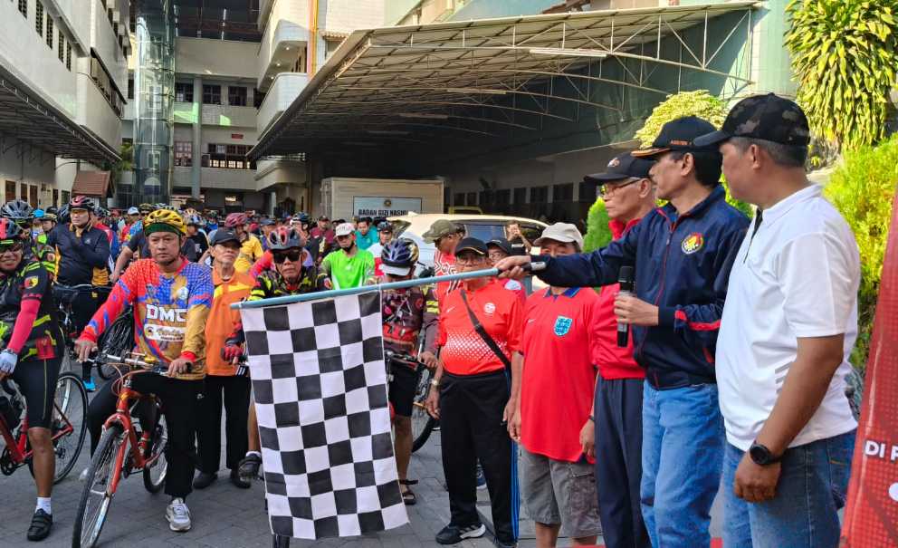 Peringati Haornas ke-42, Ponpes Wali Barokah Kediri Gelar Sepeda Santai