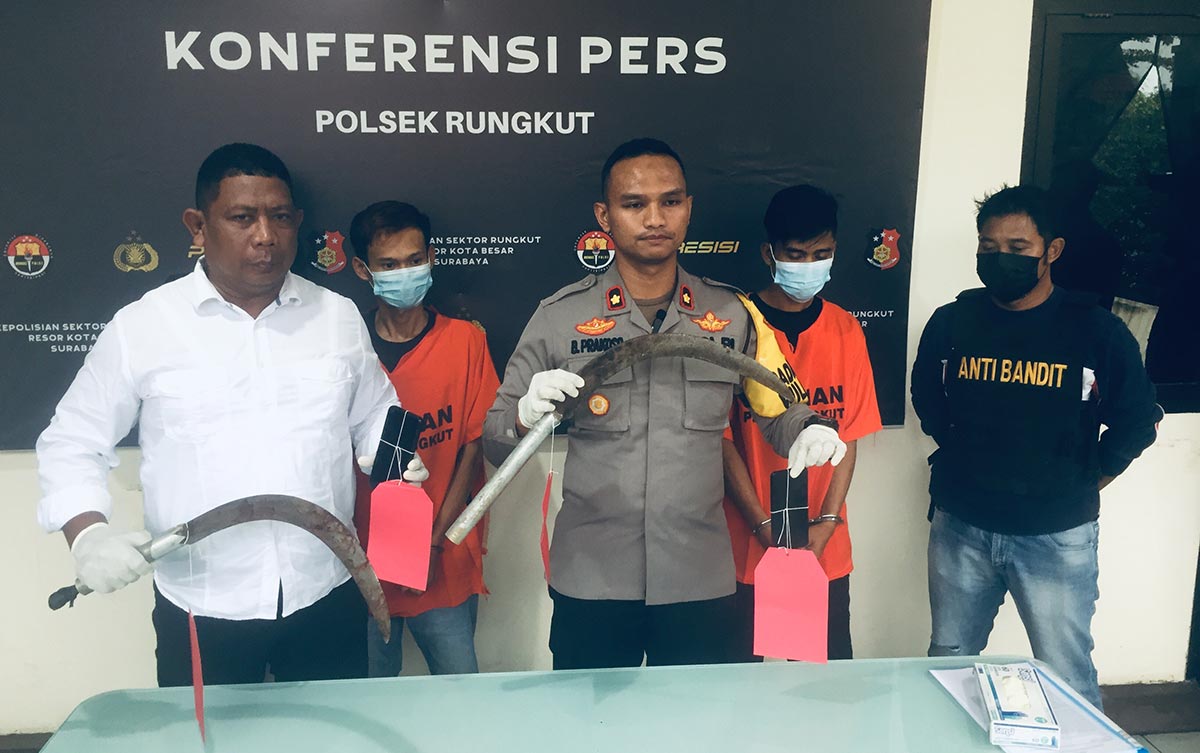 Dua Pelaku Begal Taksi Online di Surabaya Ditembak Polisi, Sembunyi di Rawa-Rawa Selama 16 Jam
