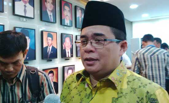Ade Komarudin