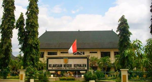 Dugaan Korupsi Pengadaan Seragam Disdik Malang, Rekanan tak Hadiri Panggilan Kejari