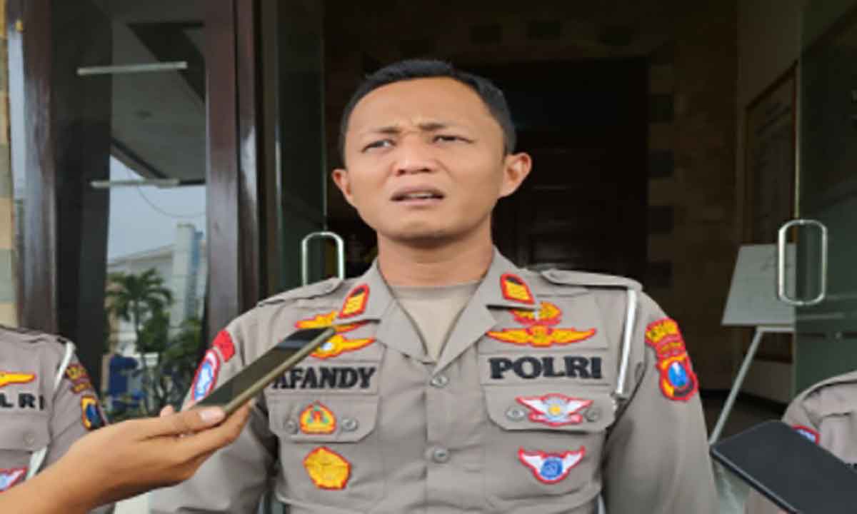 Kasatlantas Polres Kediri Kota, AKP Afandy Dwi Takdir, saat memberi keterangan kepada wartawan. Foto: Ist