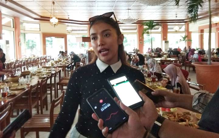 Lara Silvy saat memberikan keterangan.