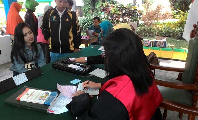 Terjaring Operasi Patuh, Pengendara Sidang di Lokasi