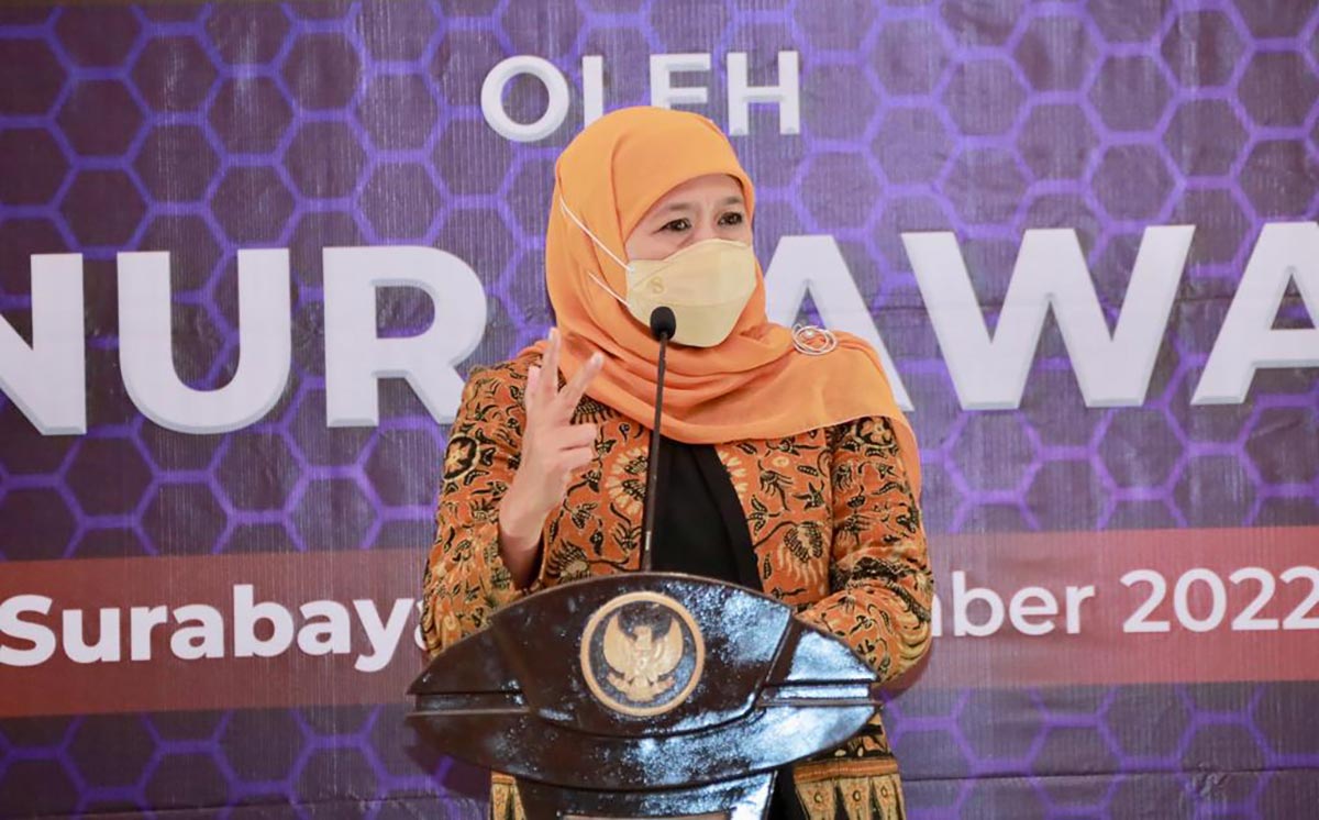 Khofifah Indar Parawansa, Gubernur Jawa Timur.