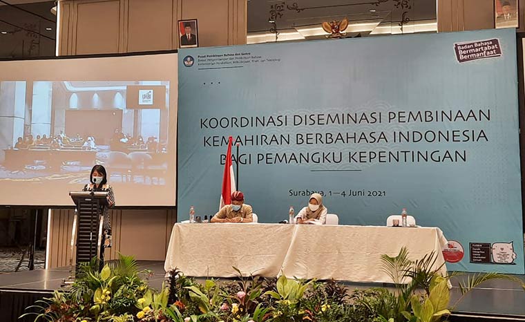 Koordinasi Diseminasi Pembinaan Kemahiran Berbahasa Indonesia di Grand Mercure Surabaya Lantai 5, Rabu (2/6).