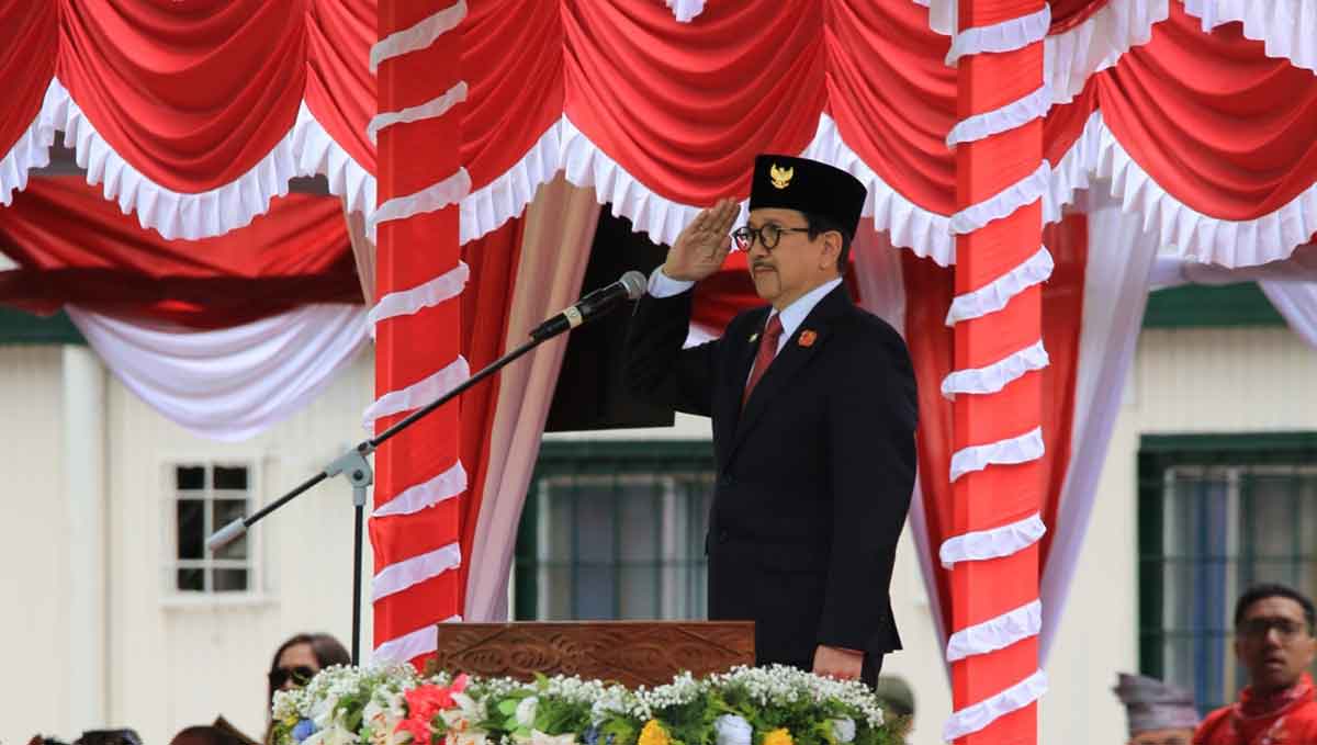 Presiden Direktur PT Freeport Indonesia, Tony Wenas, saat peringatan HUT ke-80 RI.