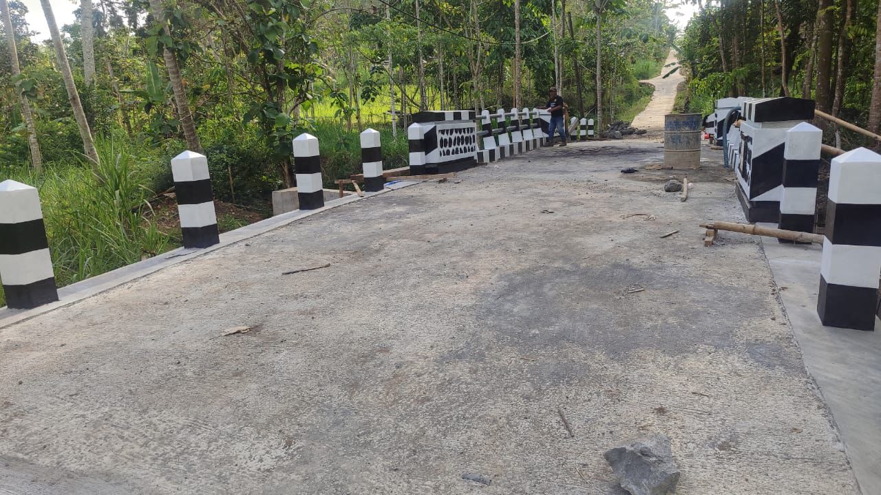 Jembatan Banjarejo, Kecamatan Donomulyo, Kabupaten Malang.