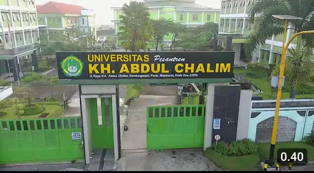 Asesor yang Guru Besar Ini Terkesan Kebersihan dan Keindahan Kampus UAC