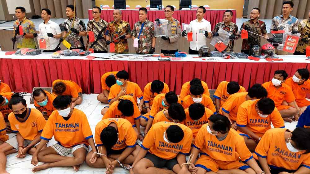 Tersangka yang terjaring Operasi Pekat Semeru 2025. (Ist)