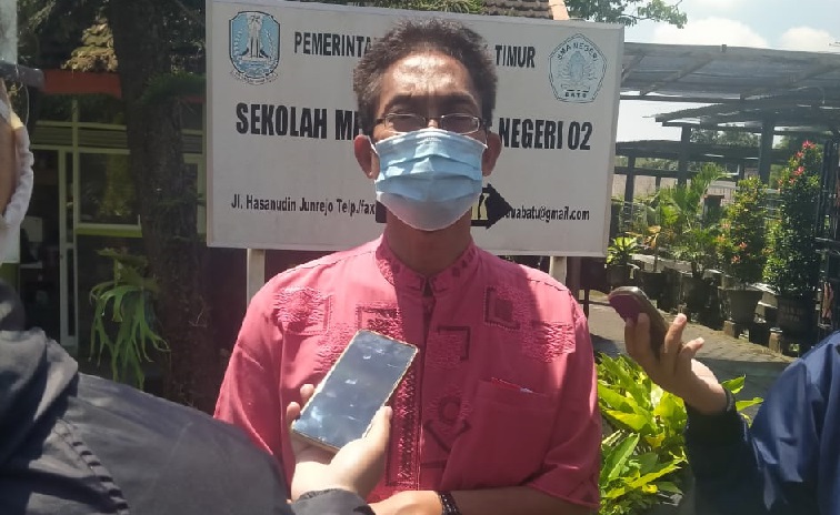 Anto Dwi Cahyono, Kepala SMAN 2 Batu.