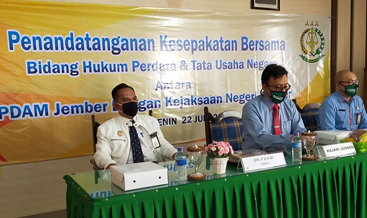 Acara Penandatanganan MoU yang diselenggarakan di Aula Kejaksaan Negeri Jember, Senin (22/6/2020).