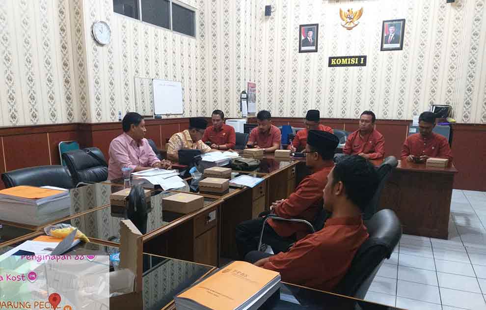 Suasana raker Komisi I DPRD Situbondo bersama OPD.