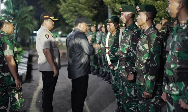 Amankan Malam Tahun Baru, Kapolres Probolinggo Kota Sambut Satgas Yonzipur Kostrad