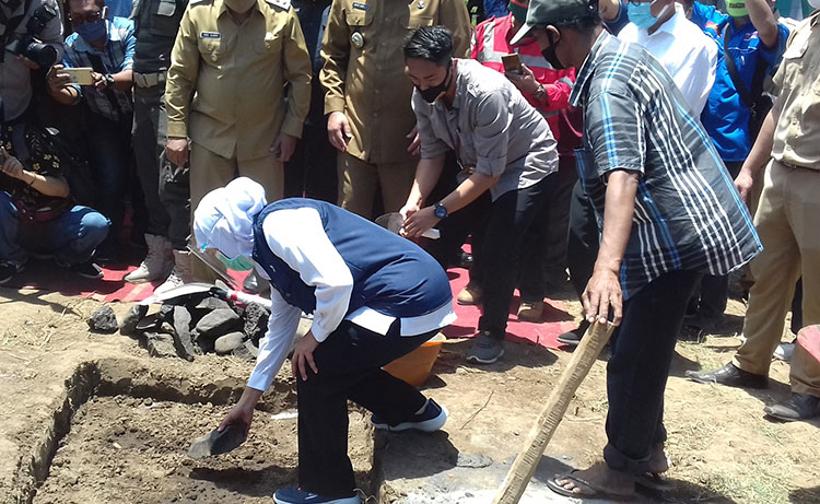 Gubernur Jatim Hadiri Peletakan Batu Pertama RS Baru di Kota Probolinggo