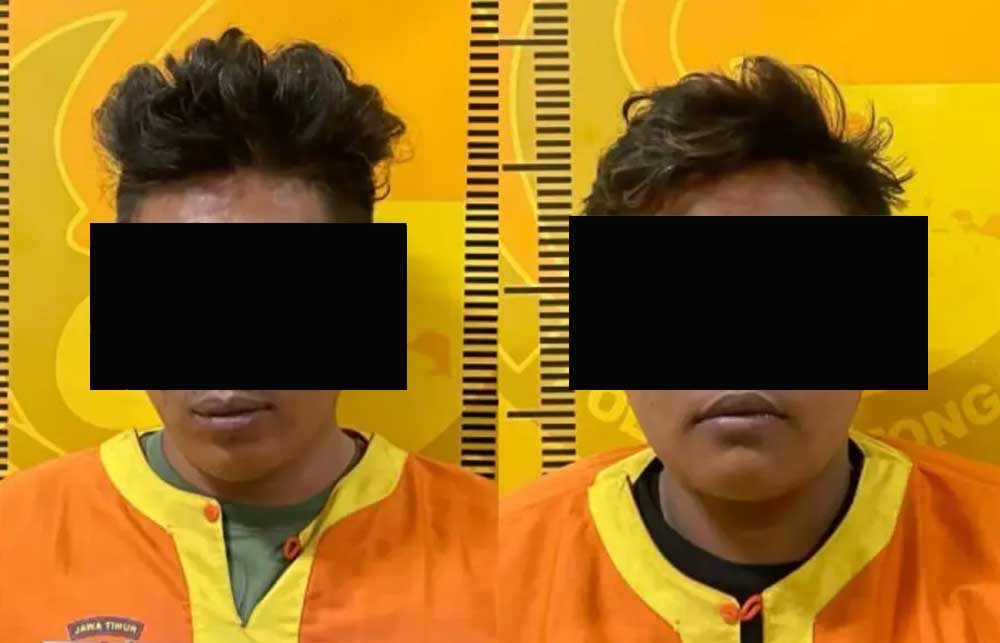 Dua kakak-beradik tersangka pengedar sabu yang diamankan Satreskoba Polres Lamongan.
