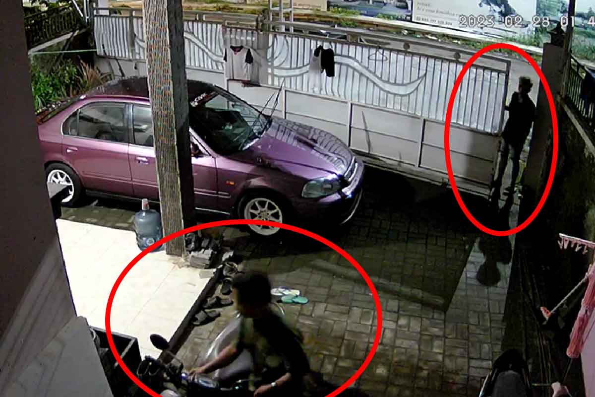 Tangkapan layar rekaman CCTV aksi pencurian yang terjadi di sebuah rumah milik Lia Hilyatul Muslifah (30) warga Damarsi, Buduran, Sidoarjo.