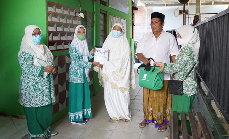 PW Fatayat NU Jatim merayakan harlah ke-71 dengan berbagai kegiatan ibadah dan sosial yang semua serba 71. foto: ist.