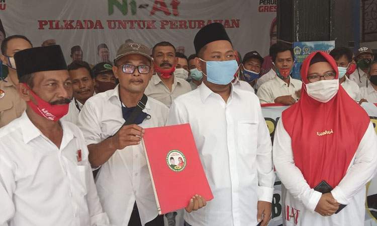Jaringan Lintas PAC Projo saat deklarasi dukungan kepada Gus Yani-Bu Min. (foto: ist)