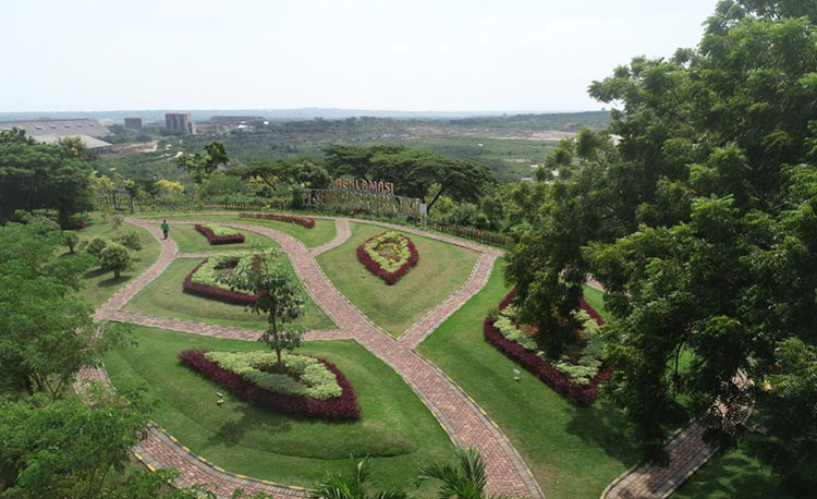 Area Arboretum Bukit Daun dan Hutan Reklamasi Pasca Tambang Batu Kapur di Pabrik Tuban. (foto: ist).