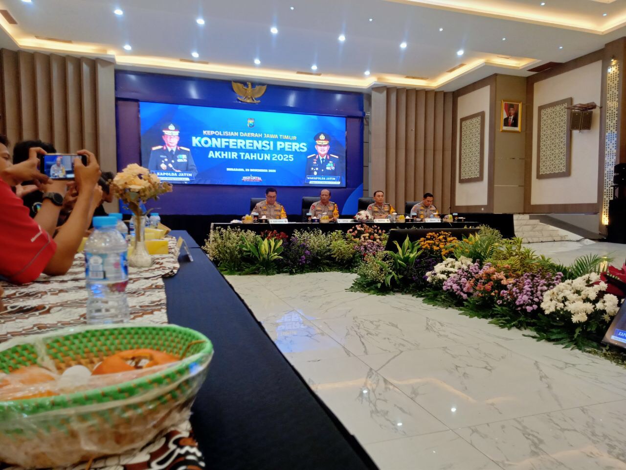 Konferensi pers akhir tahun Polda Jatim