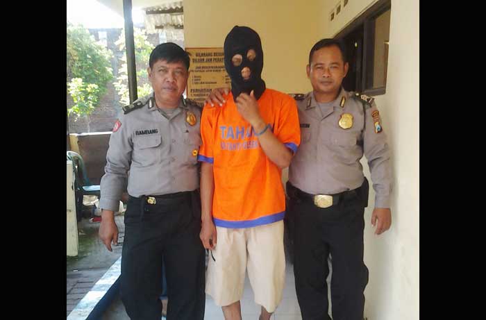 Tersangka diamankan.