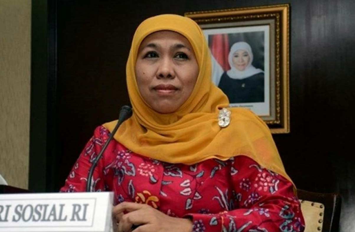 Mensos, Khofifah Indar Parawansa.