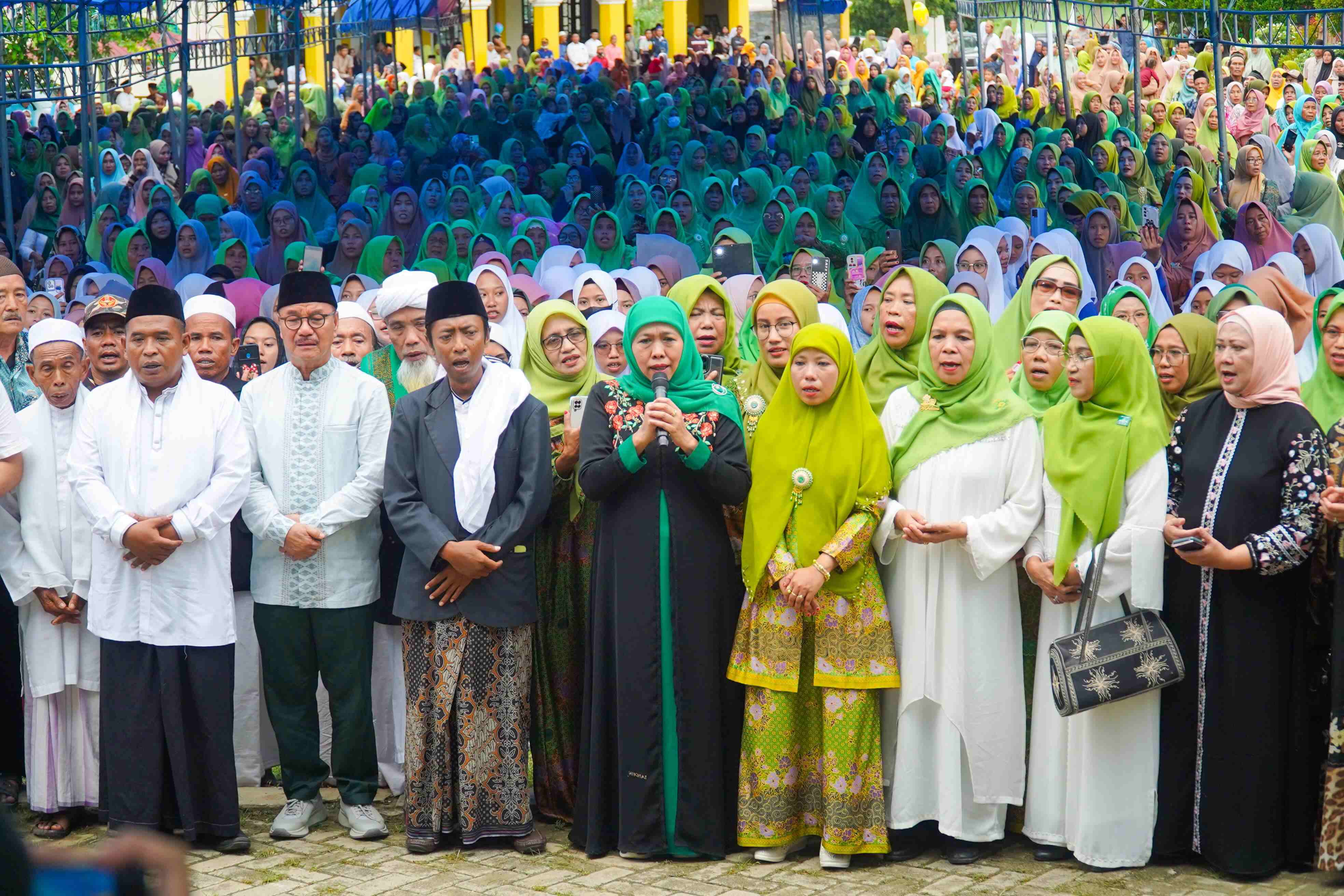 Di Konawe, Khofifah Ungkap Pesan Hadratussyaikh, yang Berjuang di ...