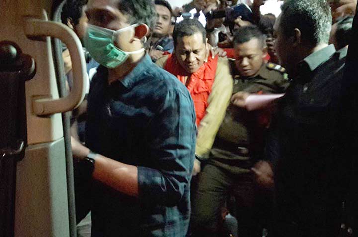 Bupati Gresik Tak Beri Pendampingan Hukum untuk Muktar