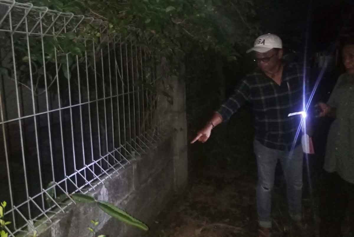 Lokasi kejadian saat korban tersengat aliran listrik.