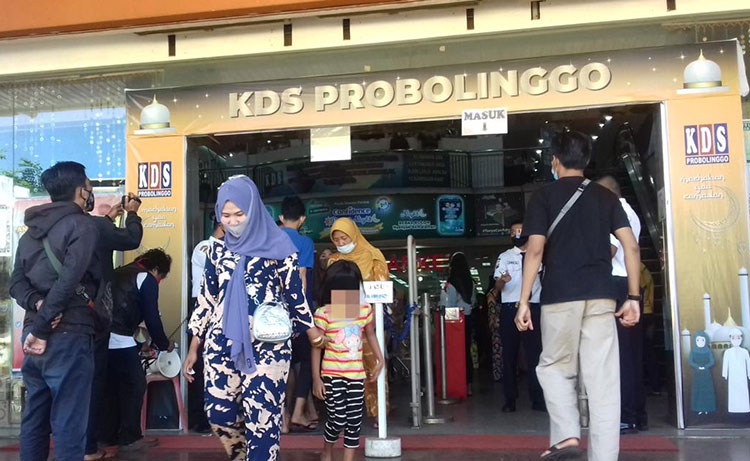Department Store Karunia Damai Sejahtera (KDS) Kota Probolinggo. (foto: ist)