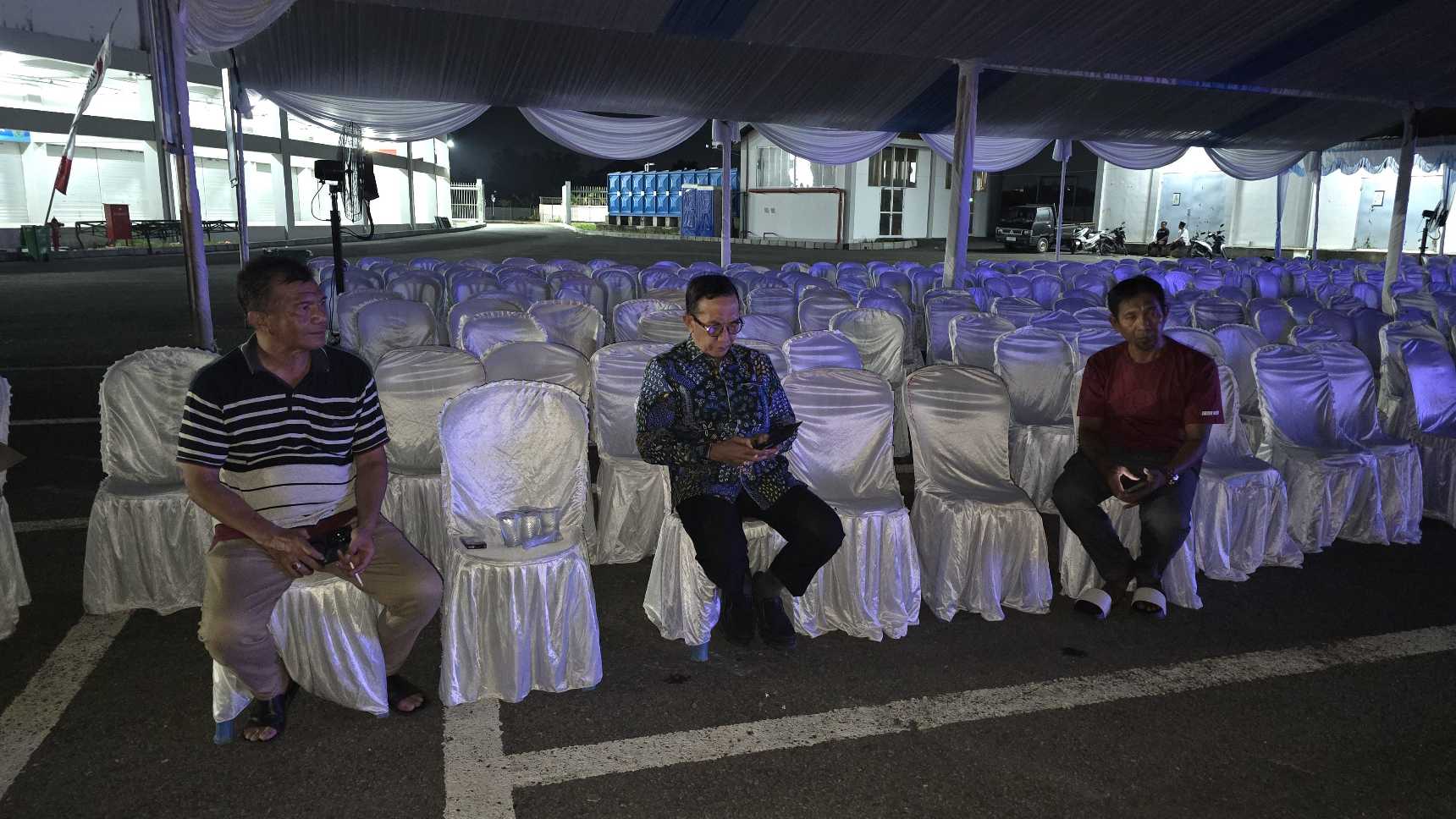 Bupati Pamekasan Kholilurrahman saat melakukan pengecekan di SGMRP 