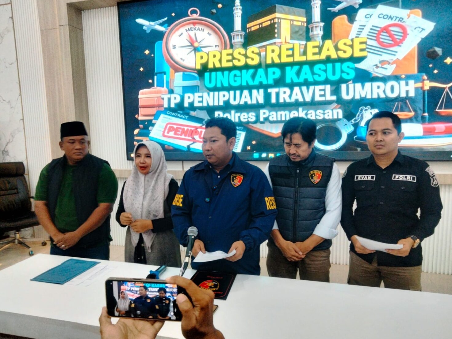 Polres Pamekasan Gelar Rilis Kasus Travel Umrah Diduga Jemaah hingga Rp10 Miliar