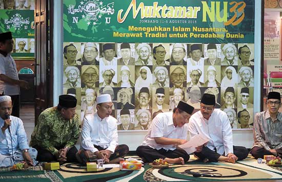 Suasana di kantor PWNU Jawa Timur mulai sibuk menyongsong Muktamar NU ke-33 di Jombang pada 1 hingga 5 Agustus 2015. Foto: jp
