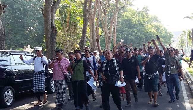 Istana Minta Jonan, Rudiantara, dan Ahok Cari Solusi Soal Taksi Online