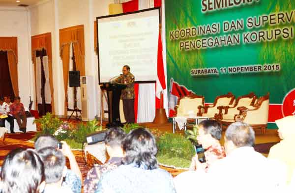 CEGAH KORUPSI: Suasana Semiloka Pencegahan Korupsi di Grahadi. foto: nisa/BANGSAONLINE