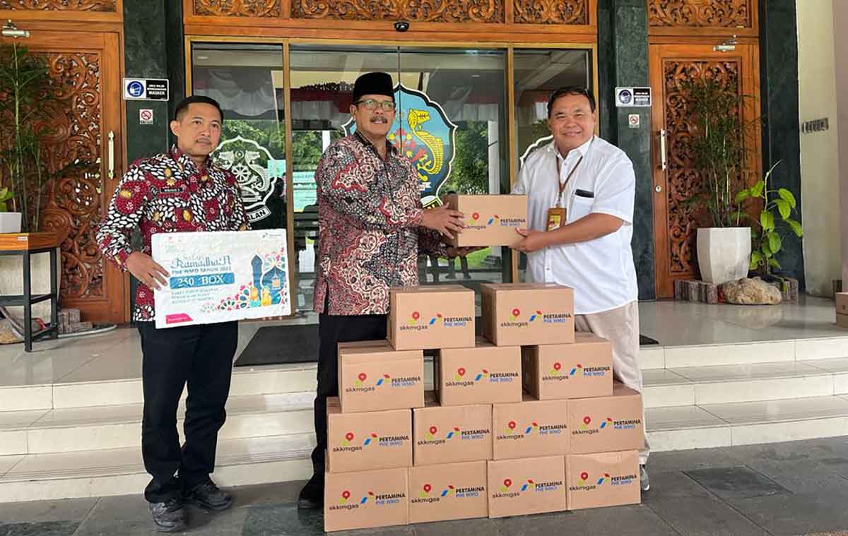 PHE WMO Serahkan 4.251 Paket Sembako ke Pemkab Bangkalan