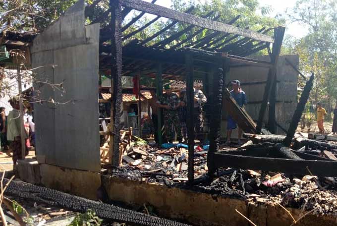 Kebakaran Melalap Dua Rumah Warga Proppo Pamekasan