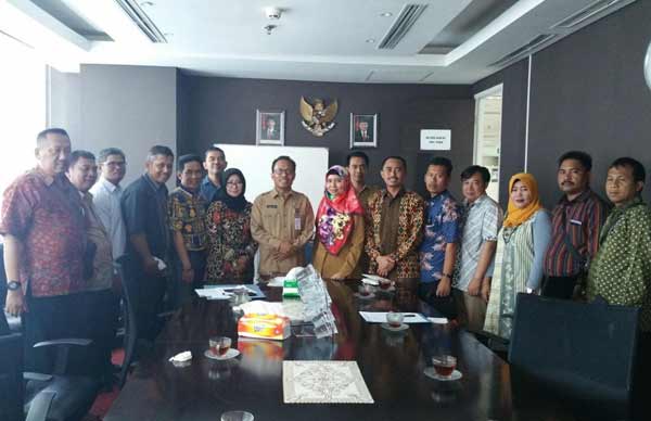 Wakil Ketua DPRD Gresik bersama Komisi IV saat konsultasi ke Depdagri. Foto: Syuhud/bangsaonline.com 